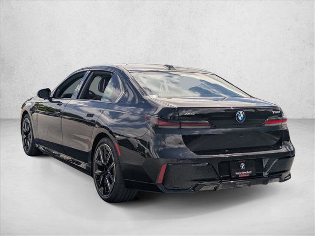 New 2026 BMW 750e xDrive AWD/4WD image 8