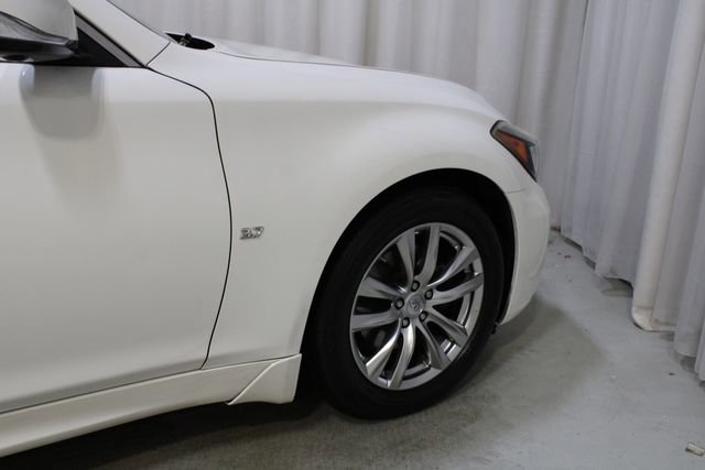 Used 2015 INFINITI Q70 3.7 image 29