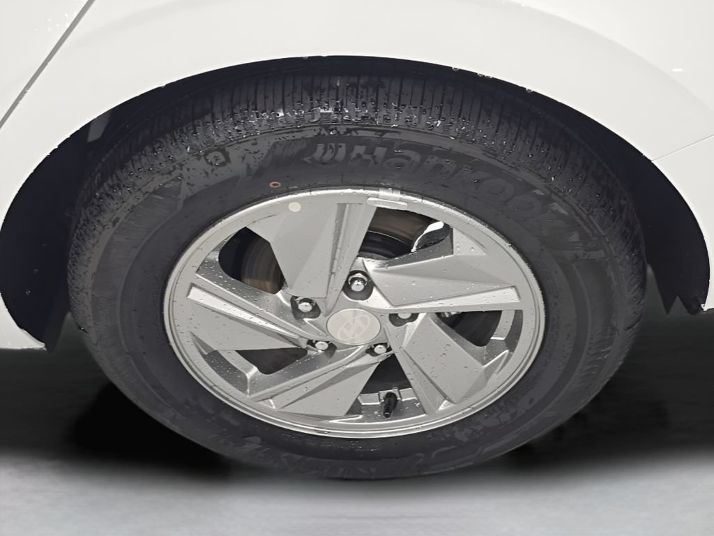 New 2026 Hyundai Elantra SE FWD image 40