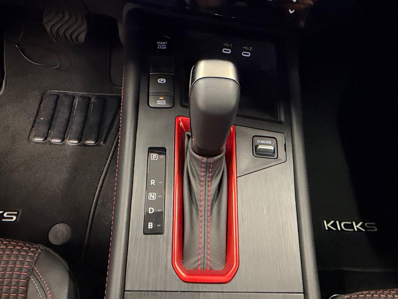 Used 2026 Nissan Kicks SR FWD image 22