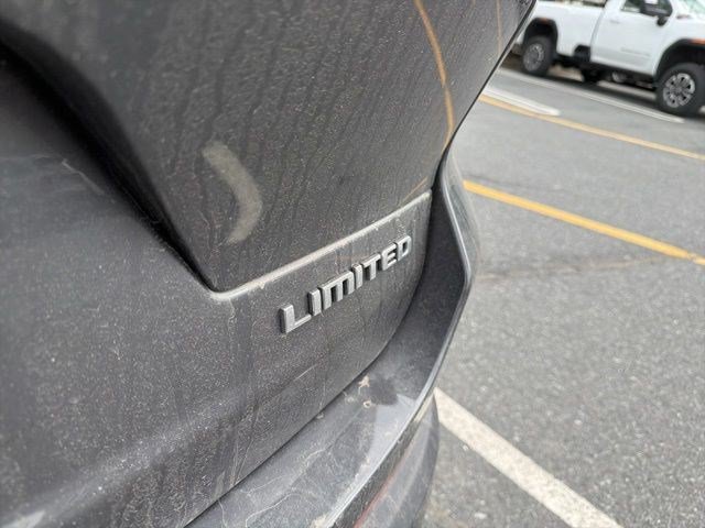 Used 2023 Jeep Grand Cherokee L Limited AWD/4WD image 30