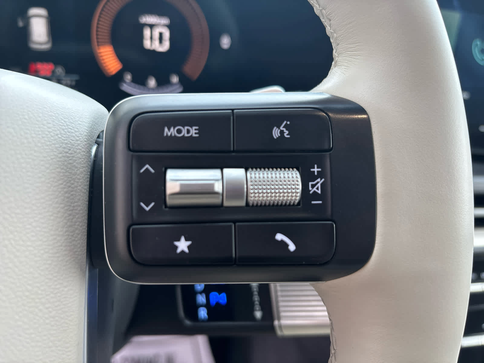 Used 2025 Hyundai Santa Fe SE image 16