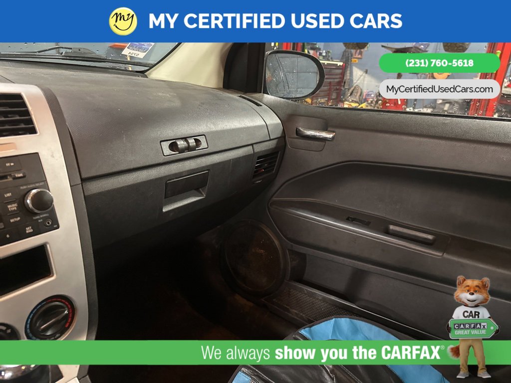 Used 2009 Dodge Caliber SXT image 14