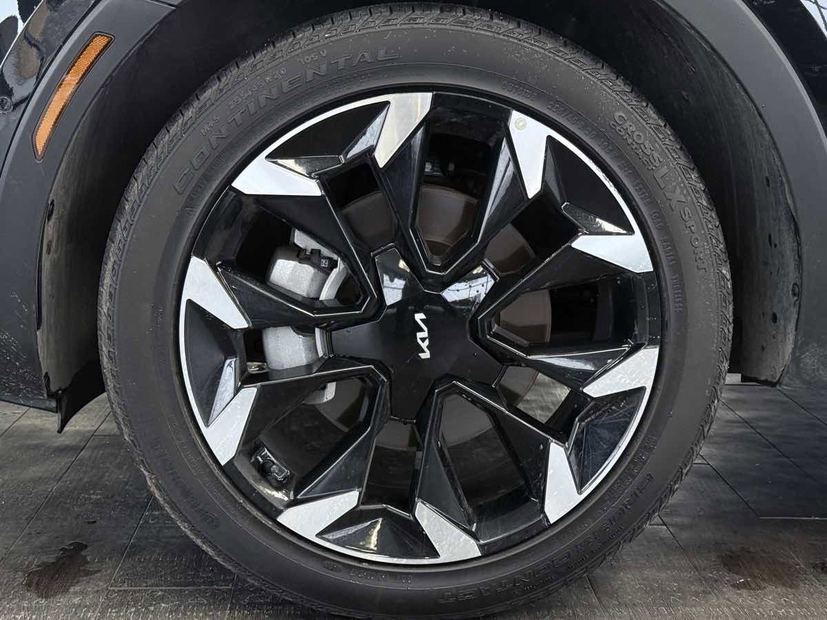 Used 2025 Kia Sorento SX image 39