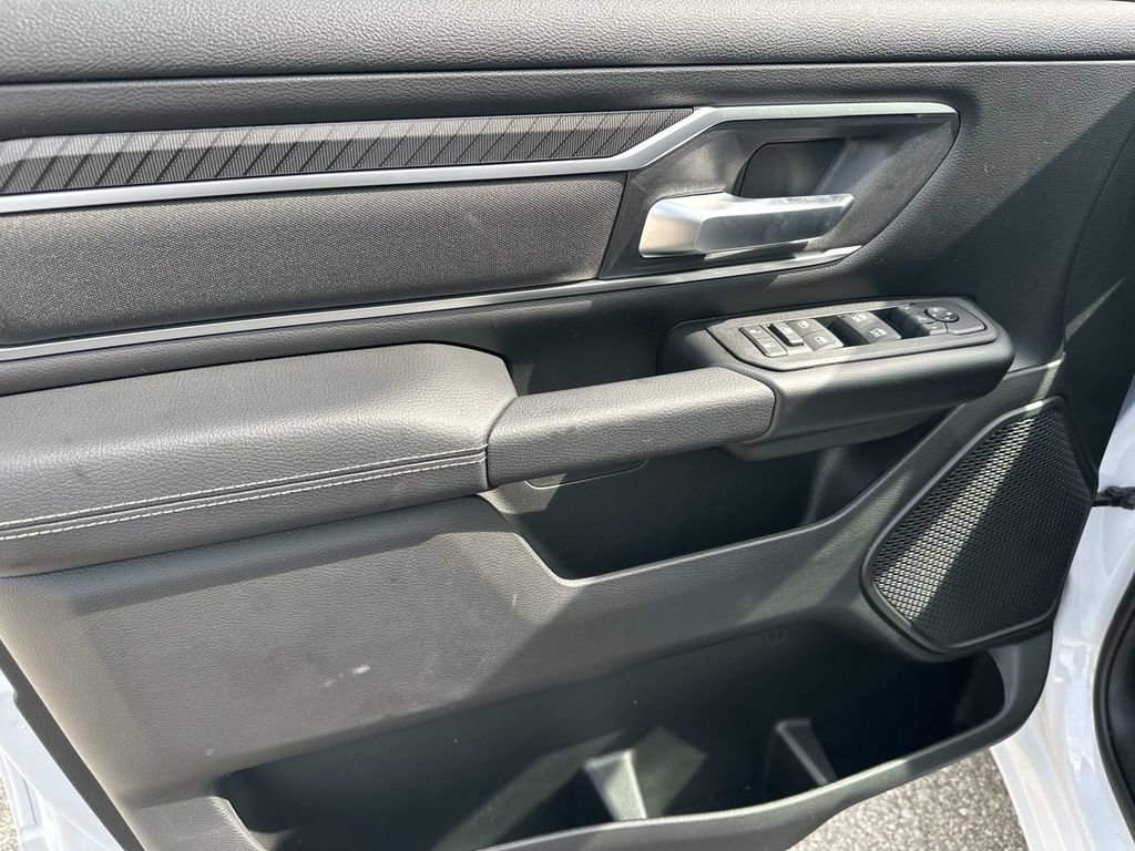 New 2026 RAM 1500 Big Horn AWD/4WD image 13