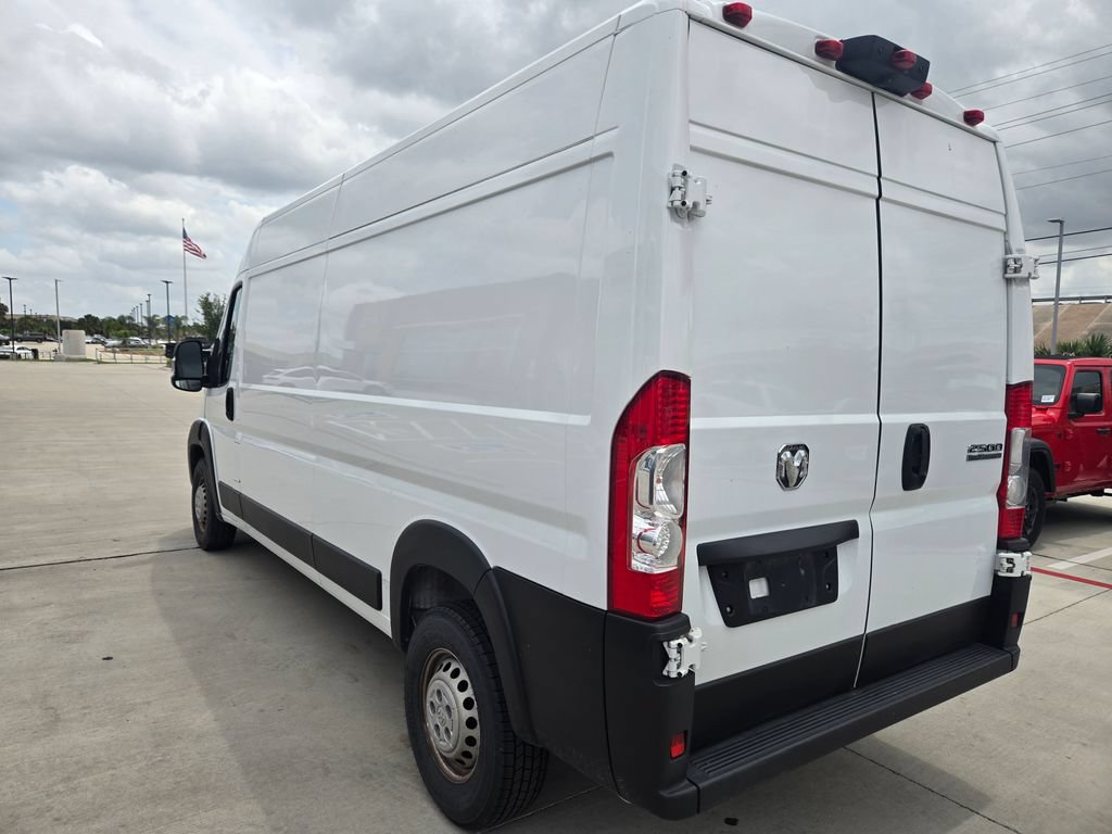 Used 2025 RAM ProMaster 2500 w/ Convenience Group FWD image 5