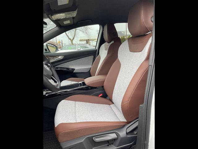 New 2025 Volkswagen ID.4 Pro AWD/4WD image 7