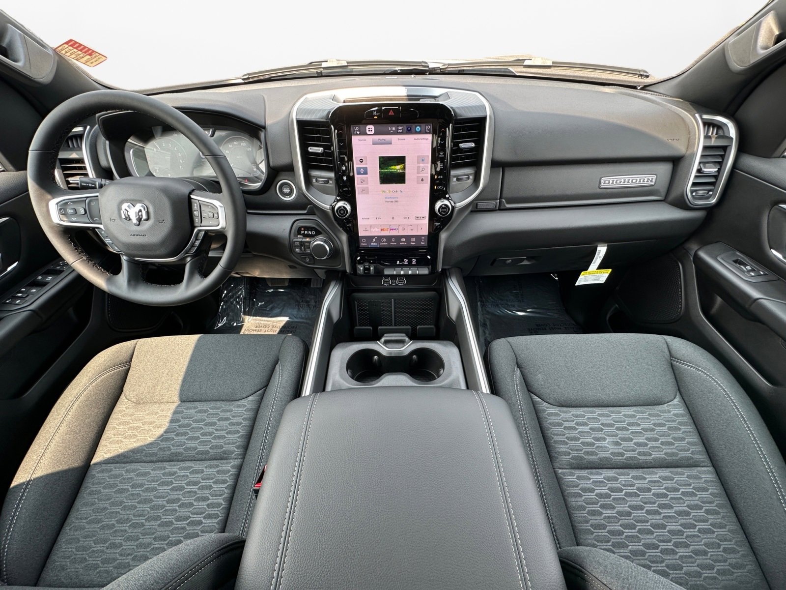 New 2026 RAM 1500 4x4 Crew Cab image 10