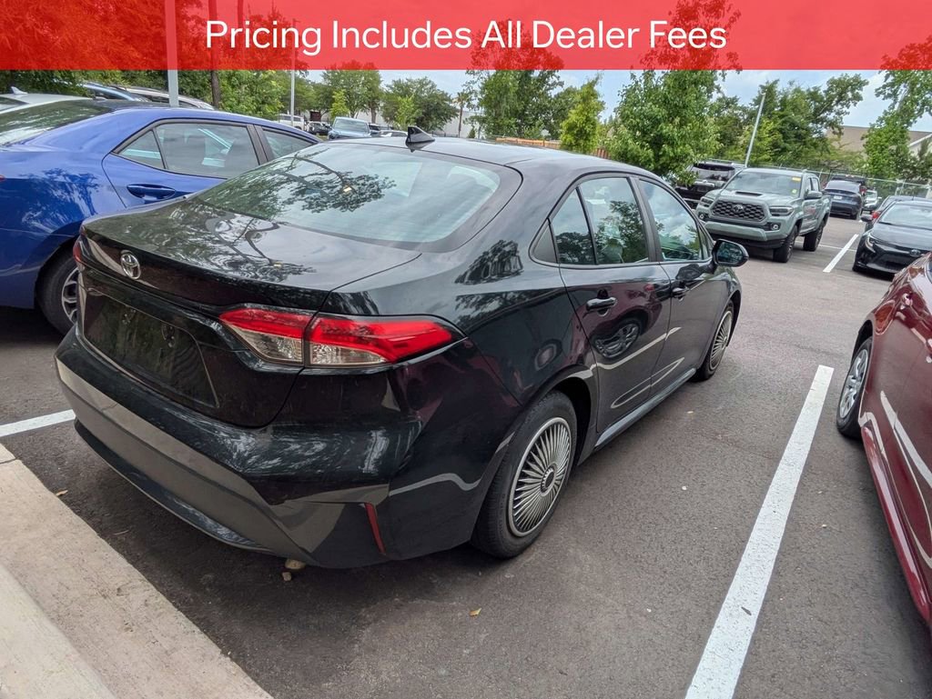 Used 2020 Toyota Corolla LE FWD image 7