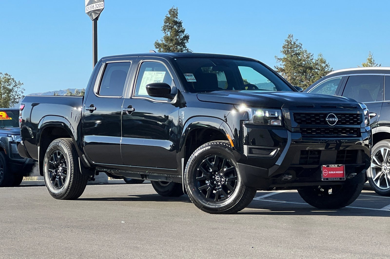 New 2026 Nissan Frontier SV w/ Tow Package