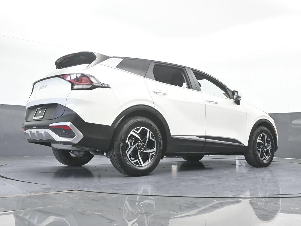 Used 2025 Kia Sportage LX FWD image 54