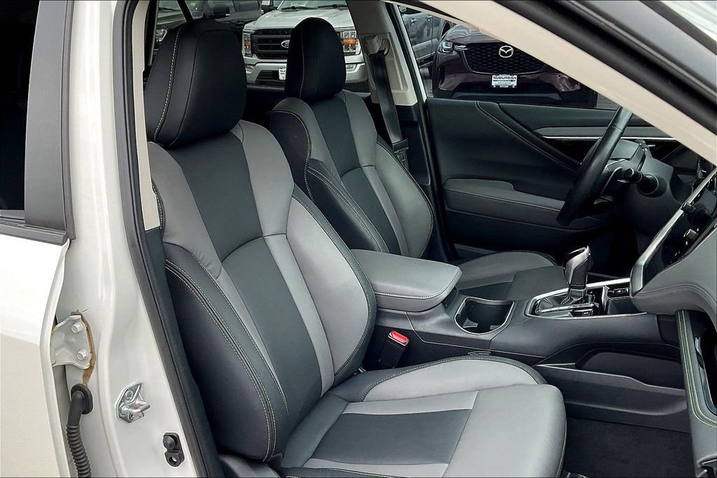 Used 2025 Subaru Outback Onyx Edition XT image 7