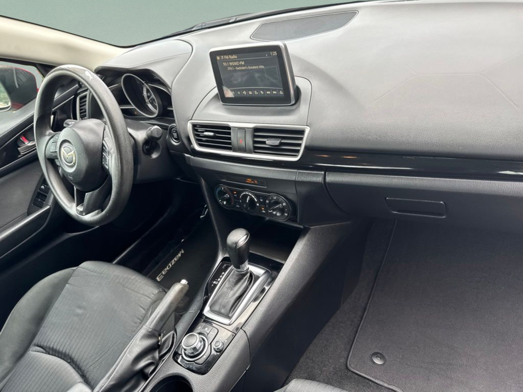Used 2015 MAZDA MAZDA3 i Sport FWD image 34