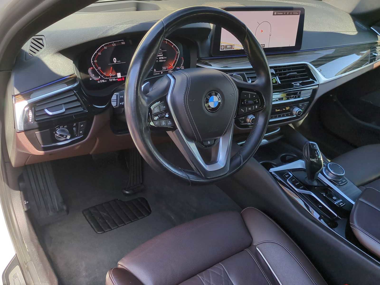 Used 2021 BMW 530i xDrive w/ Premium Package image 10