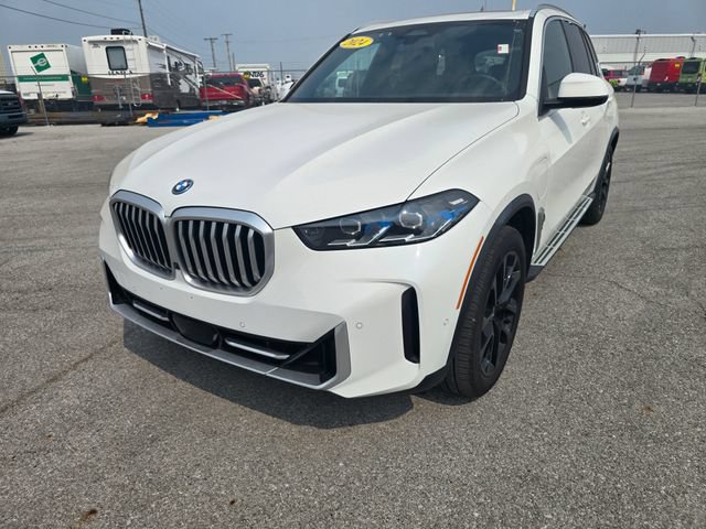 Used 2024 BMW X5 xDrive50e AWD/4WD image 8
