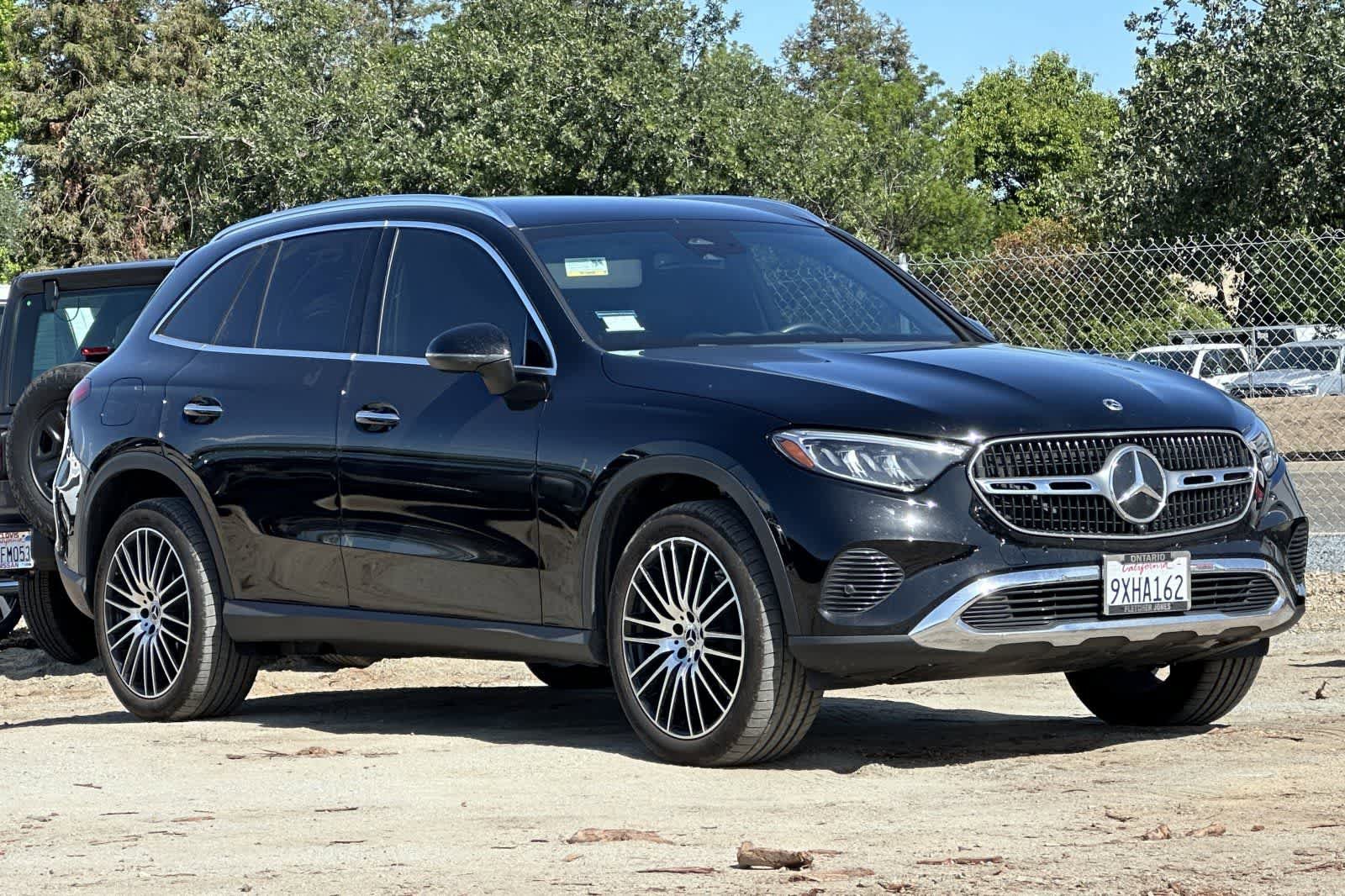 Used 2025 Mercedes-Benz GLC 300 image 10