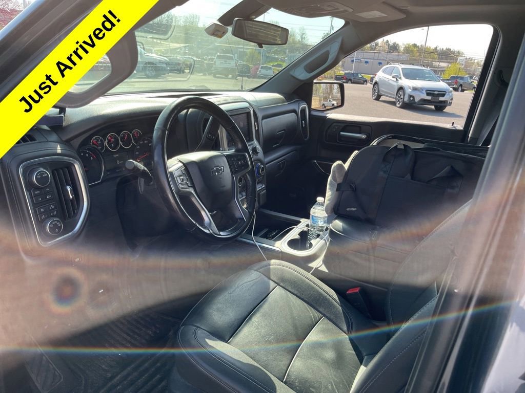 Used 2021 Chevrolet Silverado 1500 RST image 2