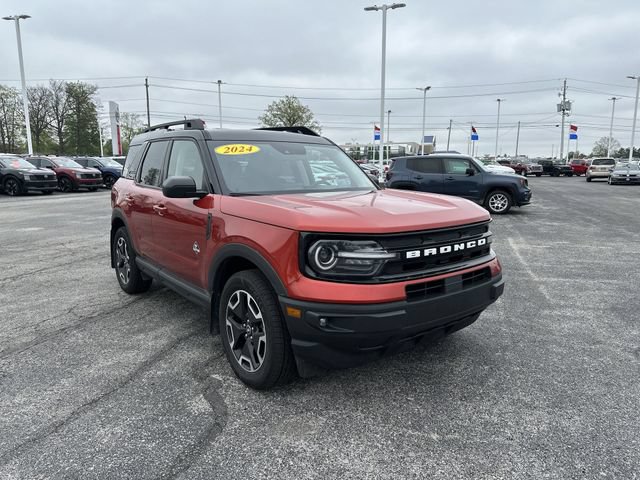 Used 2024 Ford Bronco Sport Outer Banks w/ Tech Package AWD/4WD image 11
