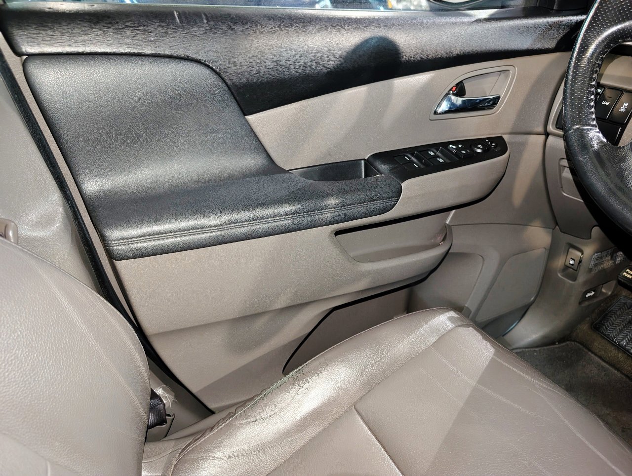 Used 2014 Honda Odyssey EX-L image 36