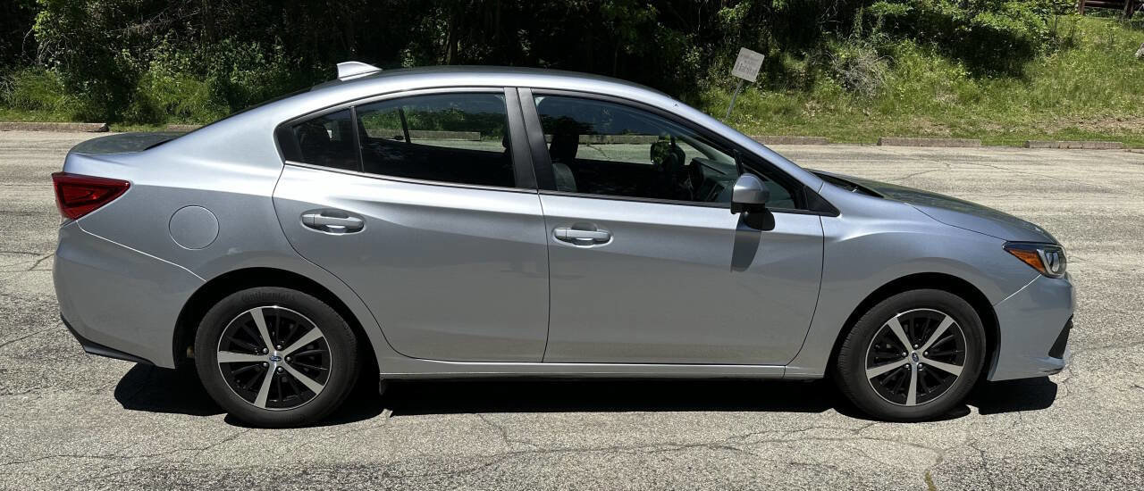 Used 2021 Subaru Impreza 2.0i Premium w/ Popular Package #1 AWD/4WD image 4