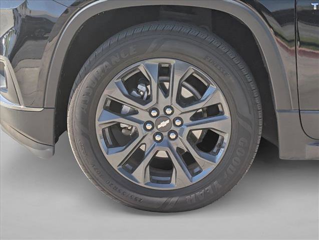 Used 2020 Chevrolet Traverse RS w/ LPO, 'HIT The Road' Package image 10