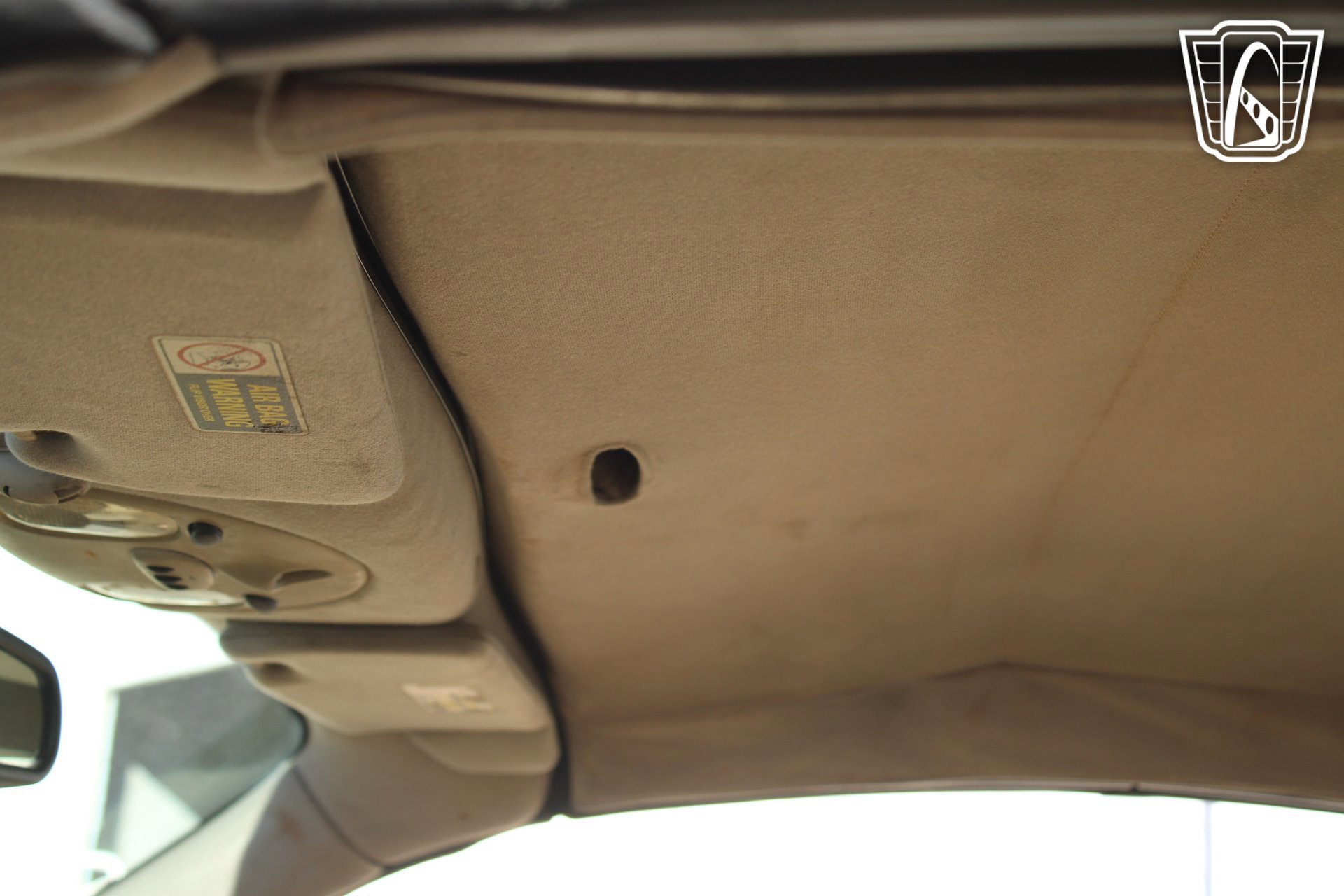 Used 2000 Jaguar XK8 Convertible image 34