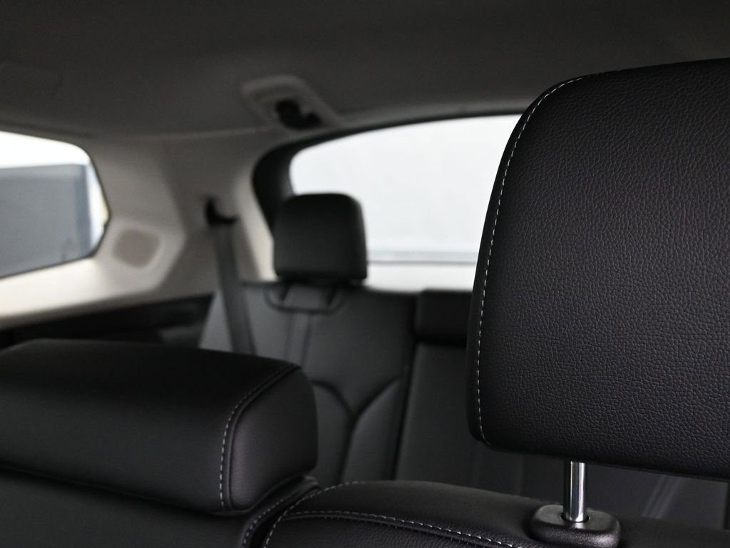 New 2026 Honda Pilot Touring image 16