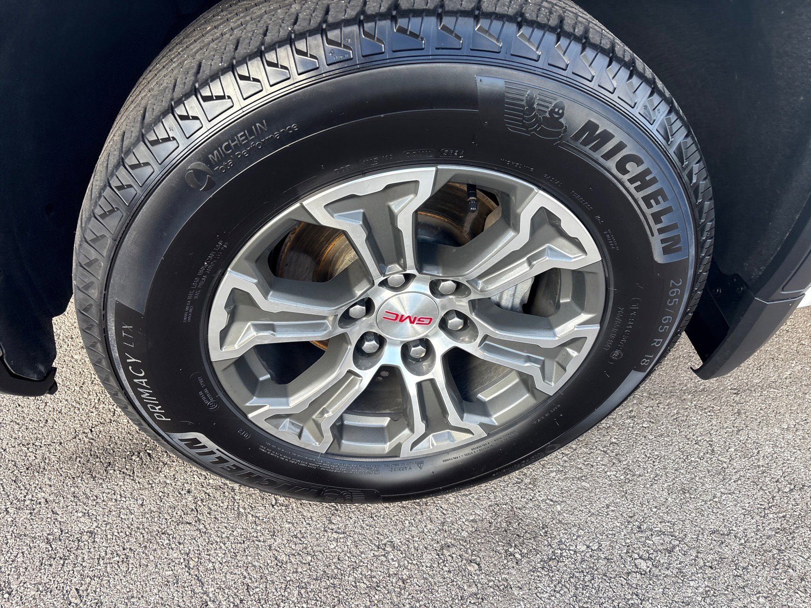 Used 2025 GMC Sierra 1500 SLT image 4