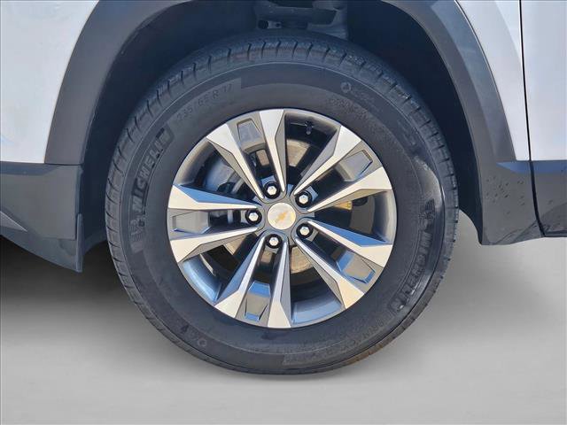 Used 2026 Chevrolet Equinox LT AWD/4WD image 14