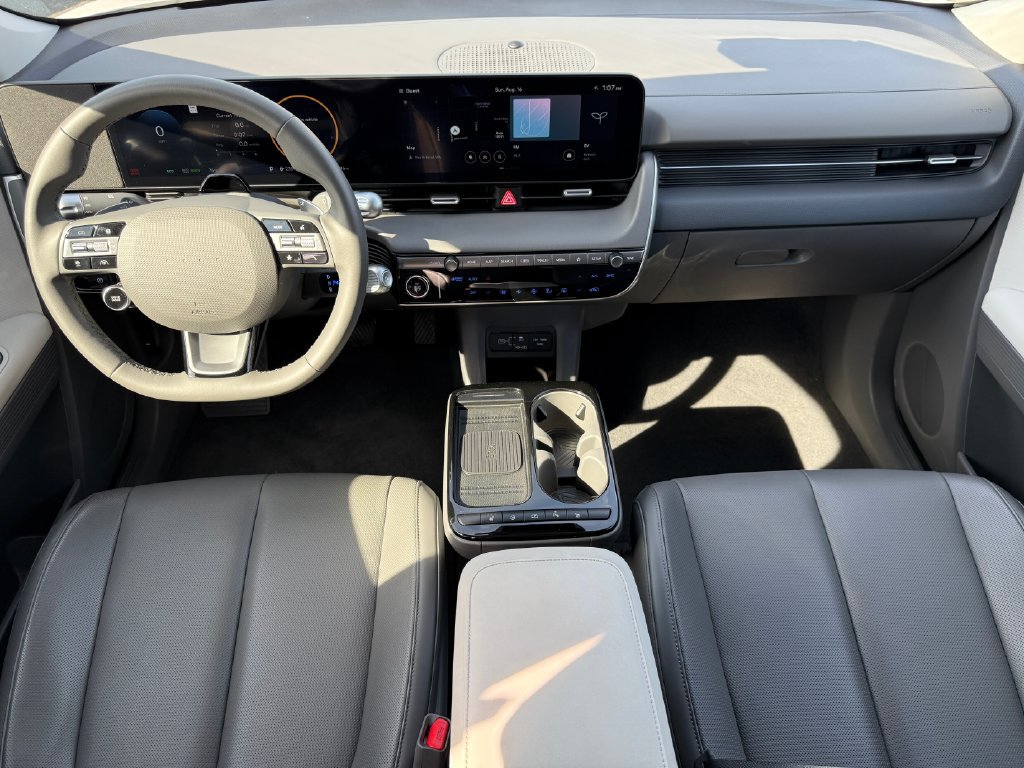 Used 2025 Hyundai Ioniq 5 SEL RWD image 16