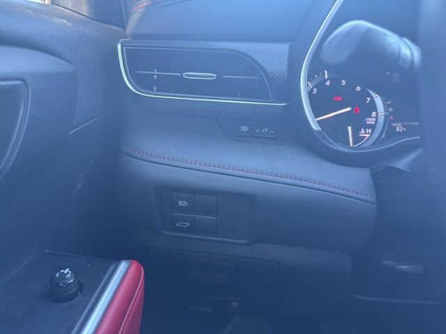 Used 2021 Toyota Highlander XSE image 18