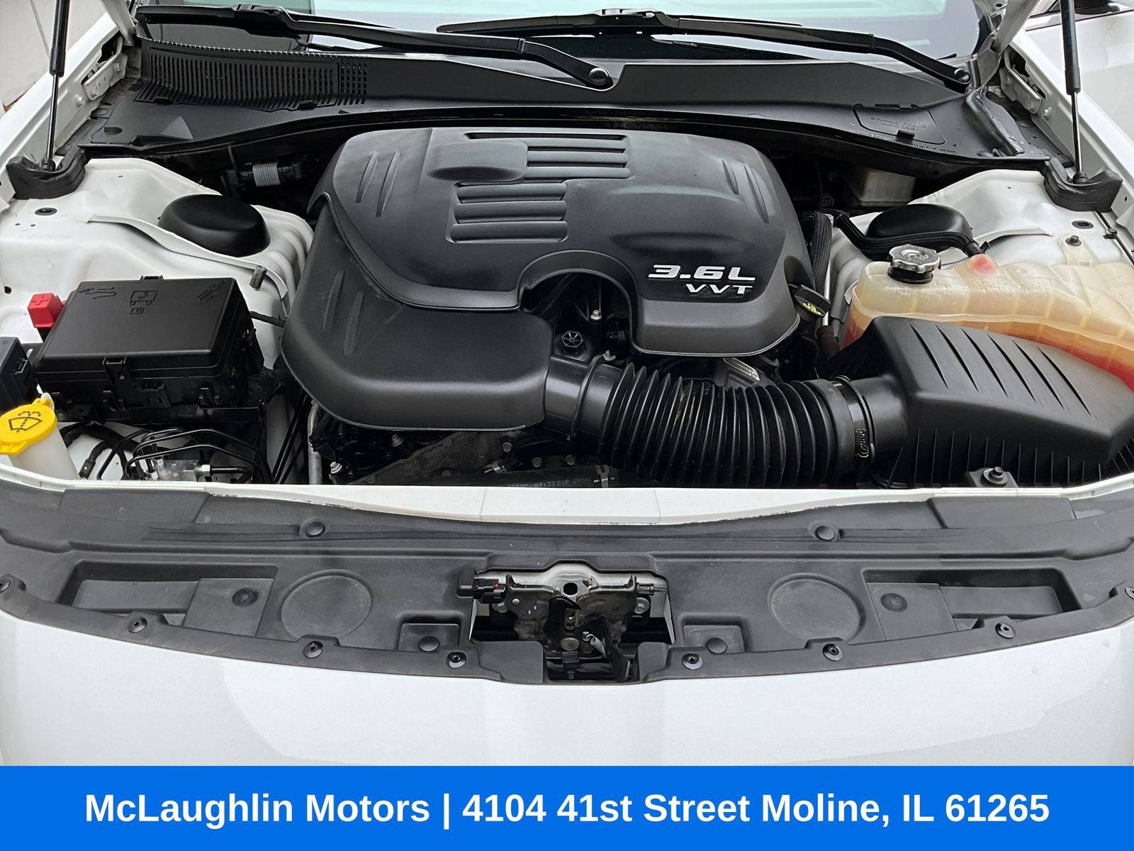 Used 2021 Chrysler 300 Touring L image 17