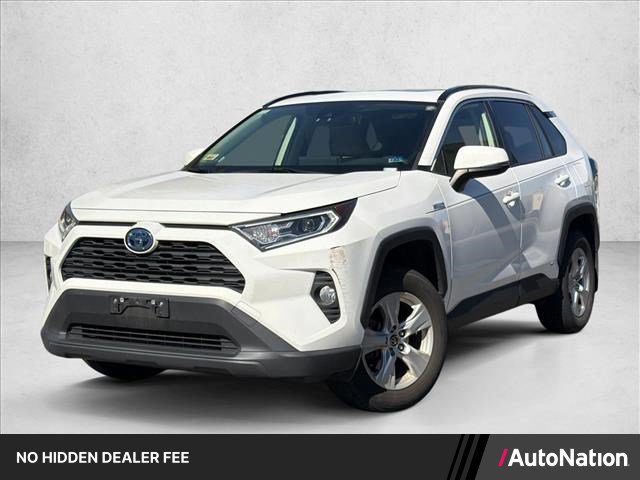 Used 2021 Toyota RAV4 XLE w/ Convenience Package AWD/4WD image 1
