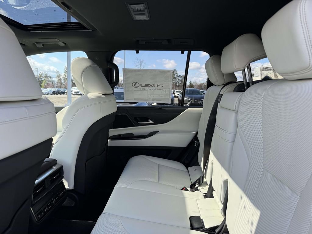 New 2026 Lexus LX 600 4WD w/ Luxury Package image 13