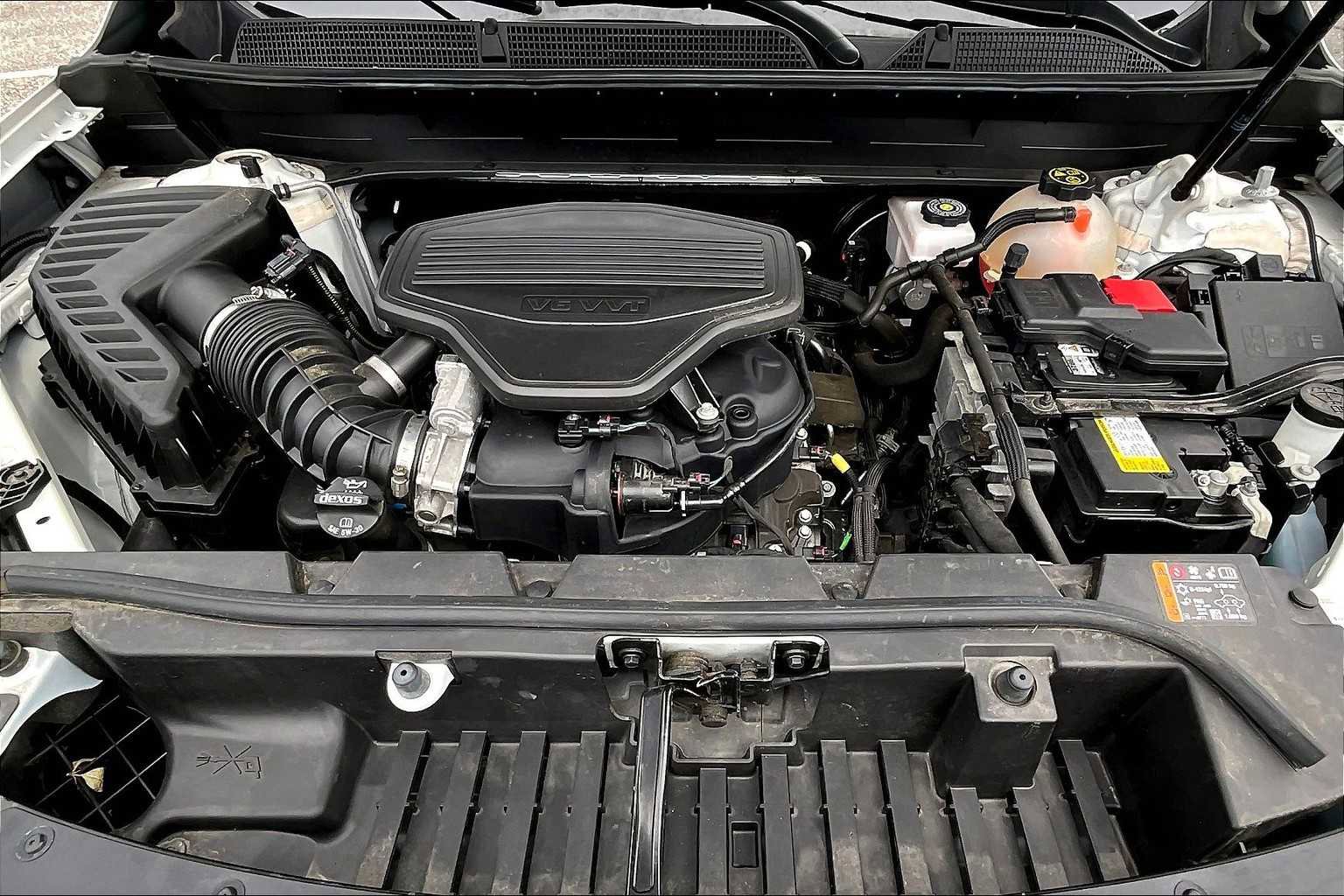 Certified 2022 GMC Acadia AT4 image 29