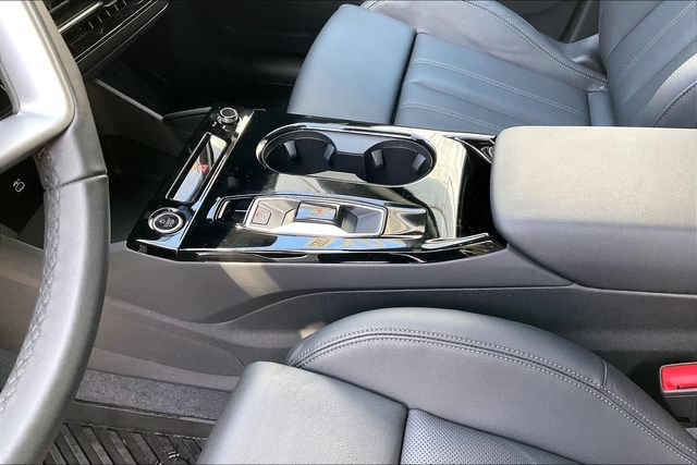 Certified 2025 Audi Q6 e-tron Prestige w/ Black Warm Weather Package AWD/4WD image 17
