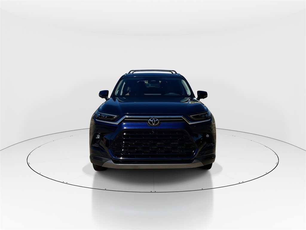 New 2026 Toyota Grand Highlander Platinum image 3