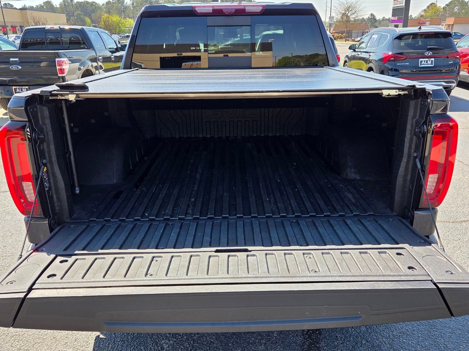 Used 2023 GMC Sierra 1500 Denali Ultimate image 12