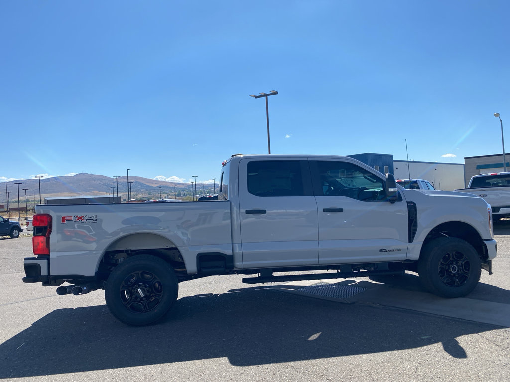 New 2026 Ford F350 4x4 Crew Cab Super Duty image 19