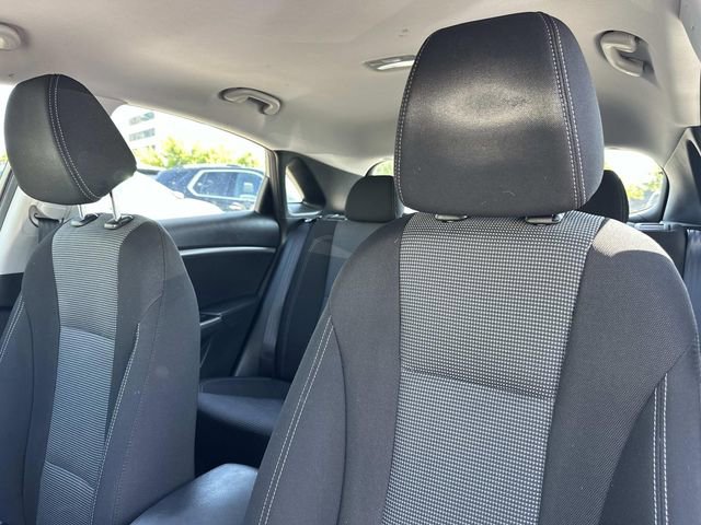 Used 2016 Hyundai Elantra GT FWD image 19