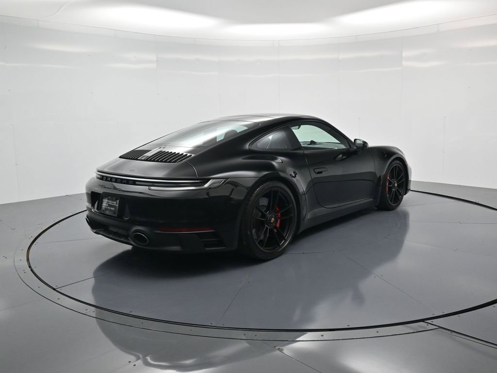 Certified 2022 Porsche 911 Carrera GTS RWD image 30
