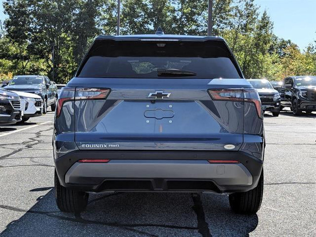 Used 2026 Chevrolet Equinox LT w/ Safety and Technology Package AWD/4WD image 43