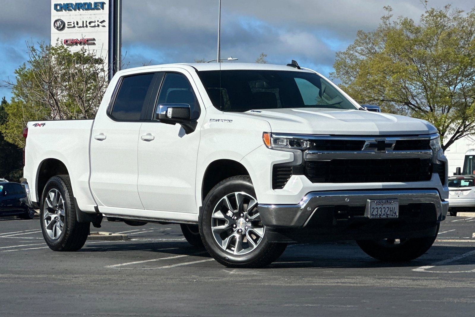 Used 2026 Chevrolet Silverado 1500 LT w/ All Star Edition Plus image 2