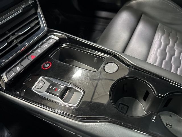 Used 2022 Audi e-tron GT Prestige w/ Prestige Package image 21