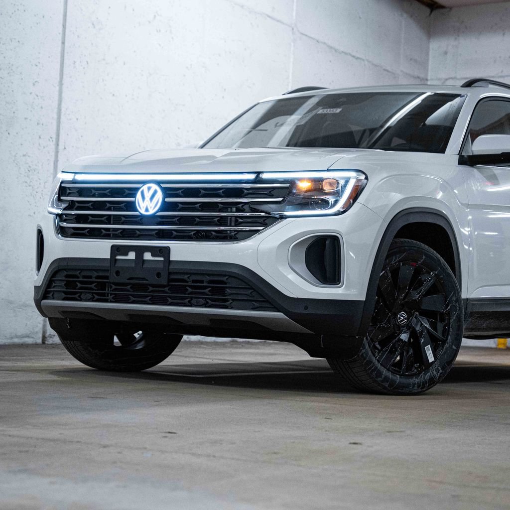 New 2026 Volkswagen Atlas SE AWD/4WD image 2