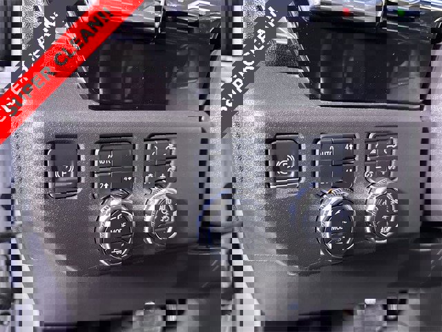 Used 2023 GMC Sierra 1500 SLT image 18