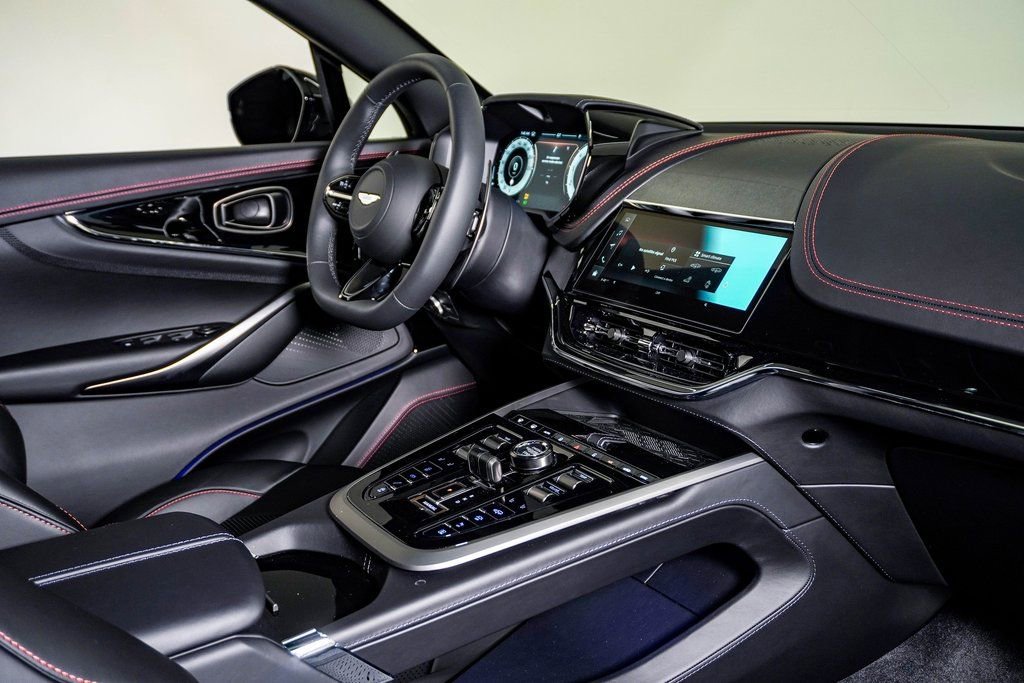 New 2026 Aston Martin DBX 707 image 16