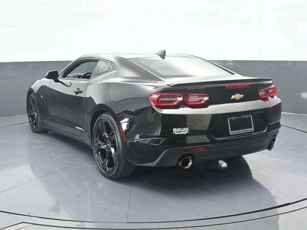 Used 2022 Chevrolet Camaro LT image 4