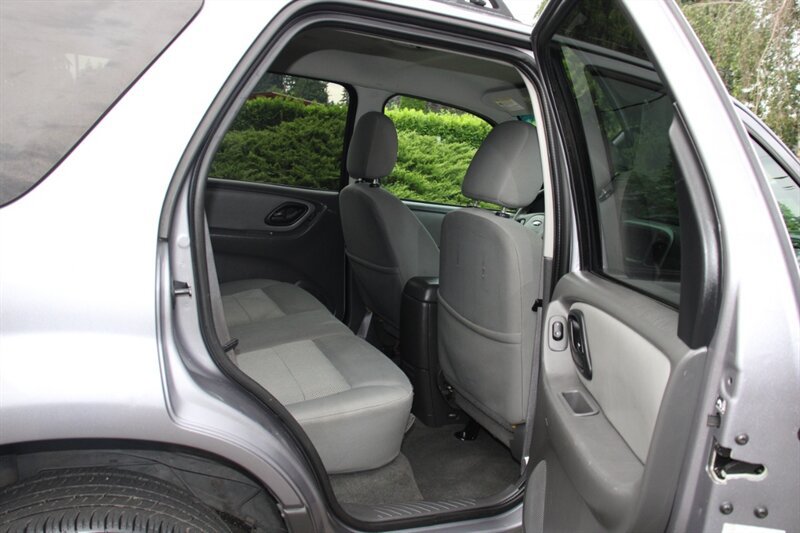 Used 2007 Ford Escape XLT AWD/4WD image 6