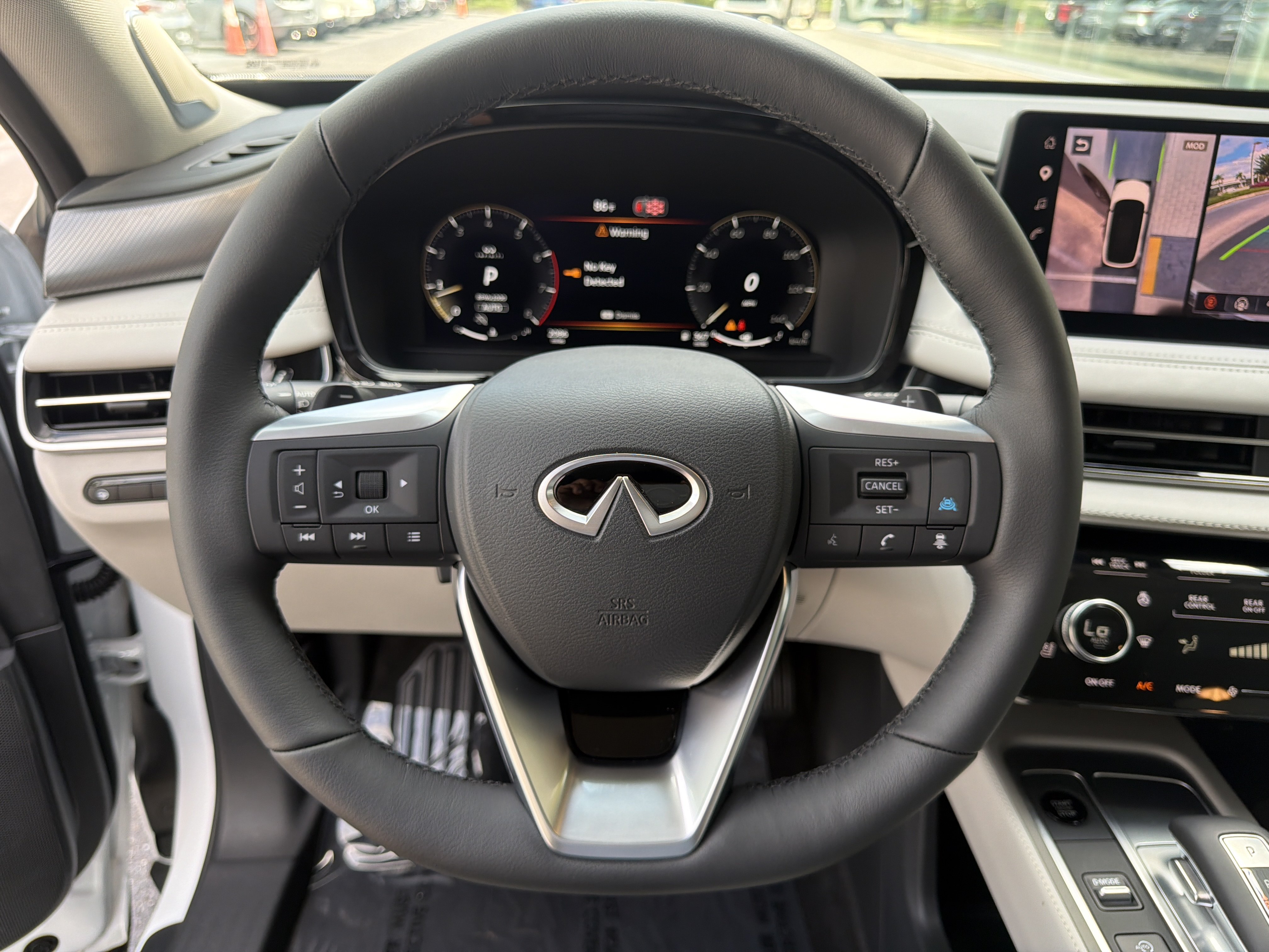 Certified 2027 INFINITI QX60 Luxe w/ Cargo Package AWD/4WD image 34